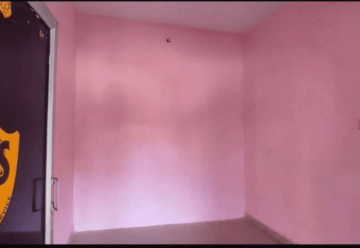 Unfurnished shop for rent in Nehru Chowk Bilaspur at Ganesh Chowk Market, 100 sqft first floor commercial space listed by owner on GoRentPe with low maintenance and prime business location.