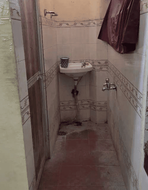 1BHK semi furnished flat for rent in Kashyap Colony Gali No 4 near Deepak Kirana Store 600 sqft apartment