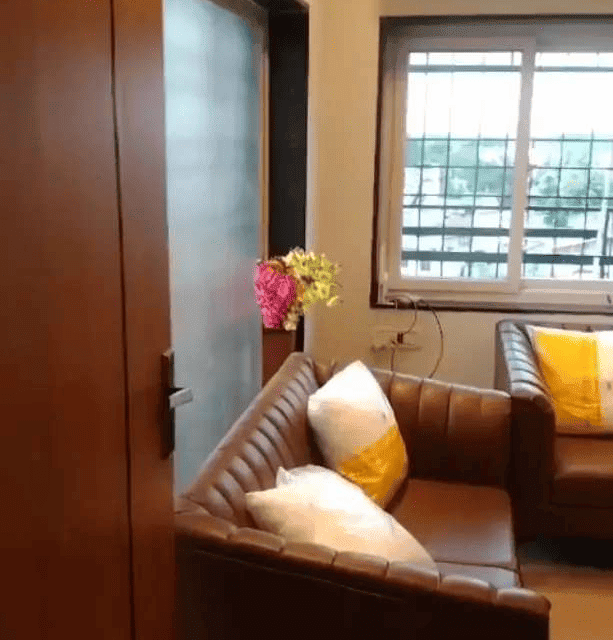 1 BHK furnished flat for rent in Krishna Apartment north east facing bachelor friendly apartment with parking