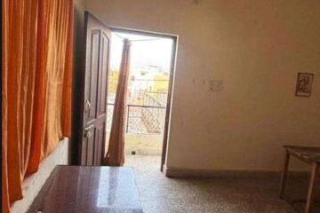 Furnished room for boys in Vinoba Nagar Bilaspur near Akshay Gurukul School 400 sqft builder floor rental