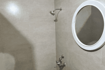 Room for rent in 2 BHK furnished flat for bachelors sharing, independent room available with parking in apartment