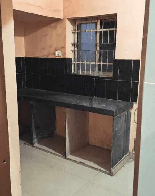 2 BHK unfurnished ground floor house for rent in Shivam Homes Sarkanda Bilaspur safe colony near Dreamland School Arvind Nagar west facing