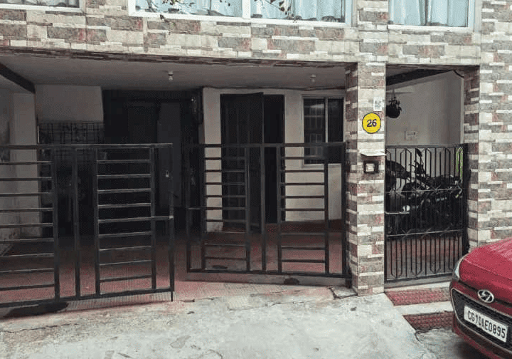 2 BHK unfurnished ground floor house for rent in Shivam Homes Sarkanda Bilaspur safe colony near Dreamland School Arvind Nagar west facing