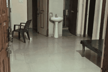 2 BHK unfurnished ground floor house for rent in Shivam Homes Sarkanda Bilaspur safe colony near Dreamland School Arvind Nagar west facing