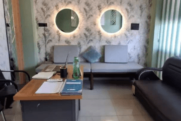 1500 sq ft furnished commercial space for rent in Smriti Nagar Bhilai with digital classroom, reception area, 2 washrooms, parking, electricity, and water supply suitable for coaching classes, training centers, seminars, workshops, and professional meetings