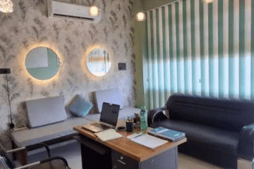 1500 sq ft furnished commercial space for rent in Smriti Nagar Bhilai with digital classroom, reception area, 2 washrooms, parking, electricity, and water supply suitable for coaching classes, training centers, seminars, workshops, and professional meetings