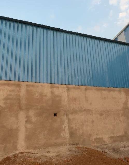 Newly constructed 3800 sq ft commercial godown for rent in Smriti Nagar Bhilai with office space, washroom, borewell water facility, parking, and large warehouse storage area for commercial use