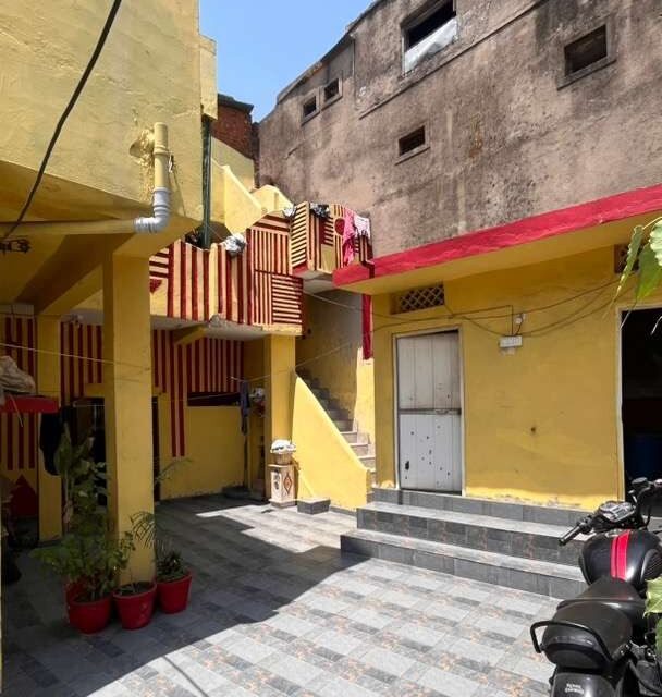 freshly built 1 bhk independent floor for rent in Torwa Bilaspur with parking 24x7 water supply separate electricity meter and immediate possession suitable for families professionals and bachelors