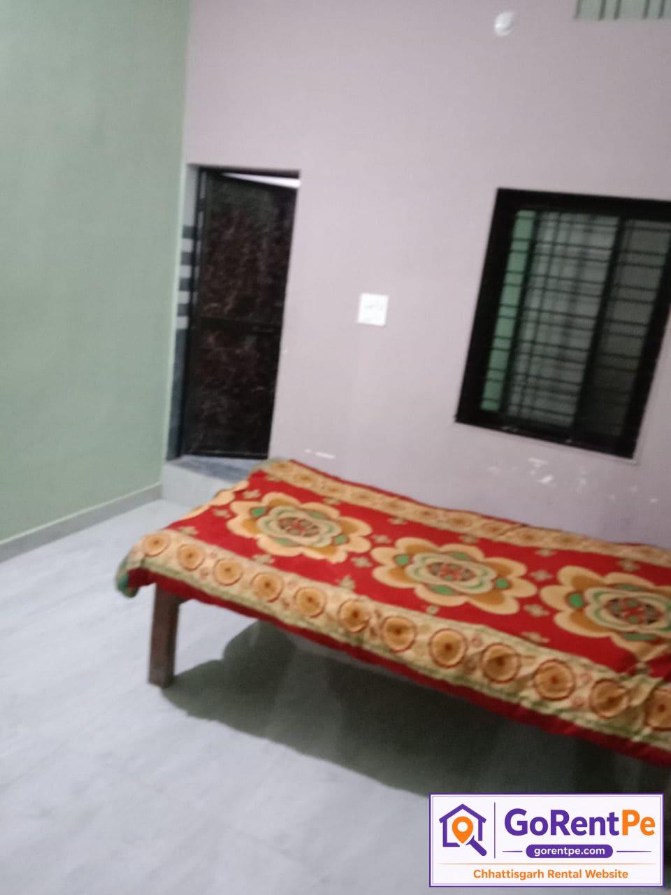 3BHK house for rent in Abhishek Vihar Bilaspur near Maharshi School, 1st floor family home available at ₹10,000 per month