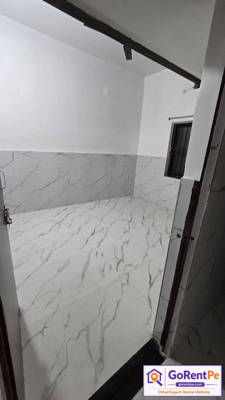 2BHK ground floor house for rent in Subham Vihar, family home available at ₹10,000 per month, contact 9522459999