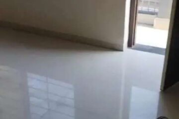 Unfurnished 2BHK builder floor near Old Bus Stand Bilaspur for bachelors