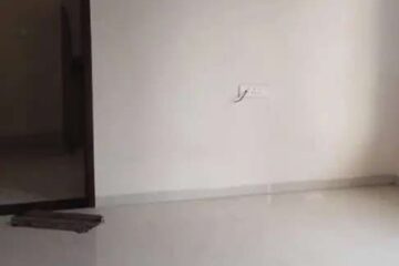 Unfurnished 2BHK builder floor near Old Bus Stand Bilaspur for bachelors