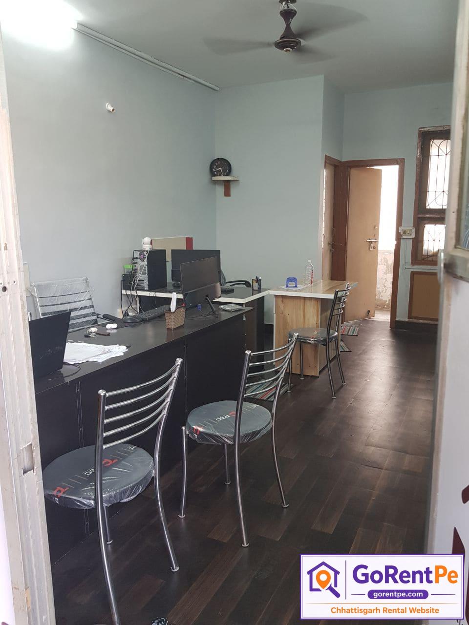 320 sq ft commercial shop for rent in Super Market Complex near Shri Shivam Shopping Mall, Link Road Agrasen Chowk Bilaspur with attached bathroom and parking