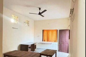 Furnished room for boys in Vinoba Nagar Bilaspur near Akshay Gurukul School 400 sqft builder floor rental