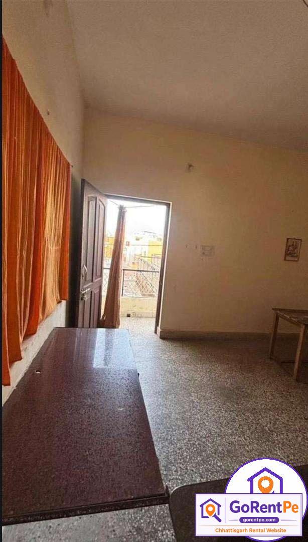 Furnished room for boys in Vinoba Nagar Bilaspur near Akshay Gurukul School 400 sqft builder floor rental