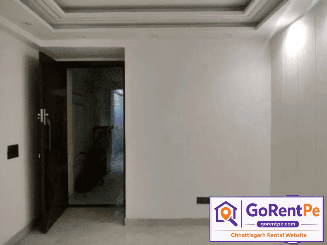 2BHK unfurnished flat for rent in Sagar Apartment with 1500 sq ft area bachelor friendly apartment