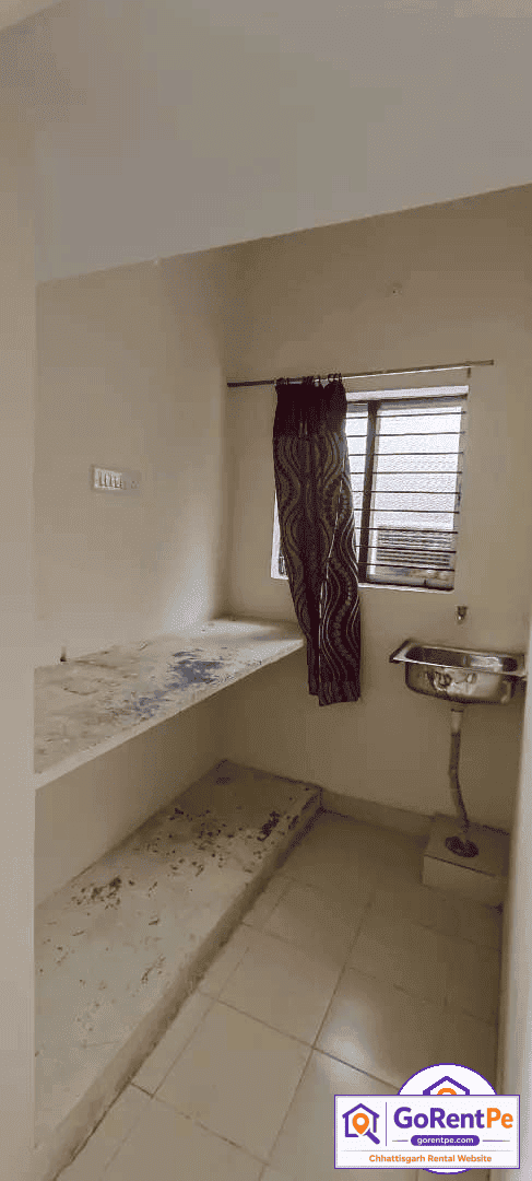 1 BHK furnished independent house for rent with 500 sqft area, fully furnished builder floor with 1 bathroom suitable for bachelors