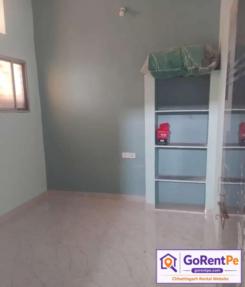 2 BHK unfurnished flat for rent 1000 sqft east facing with balcony CCTV parking owner listing