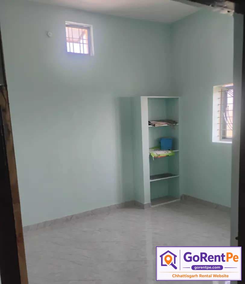 2 BHK unfurnished flat for rent 1000 sqft east facing with balcony CCTV parking owner listing