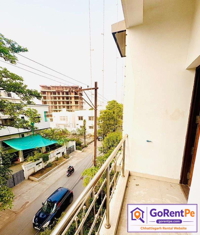 2 BHK family apartment for rent in Avanti Vihar Raipur with garden view balcony, spacious hall, 2 bedrooms, kitchen, safe and secure locality
