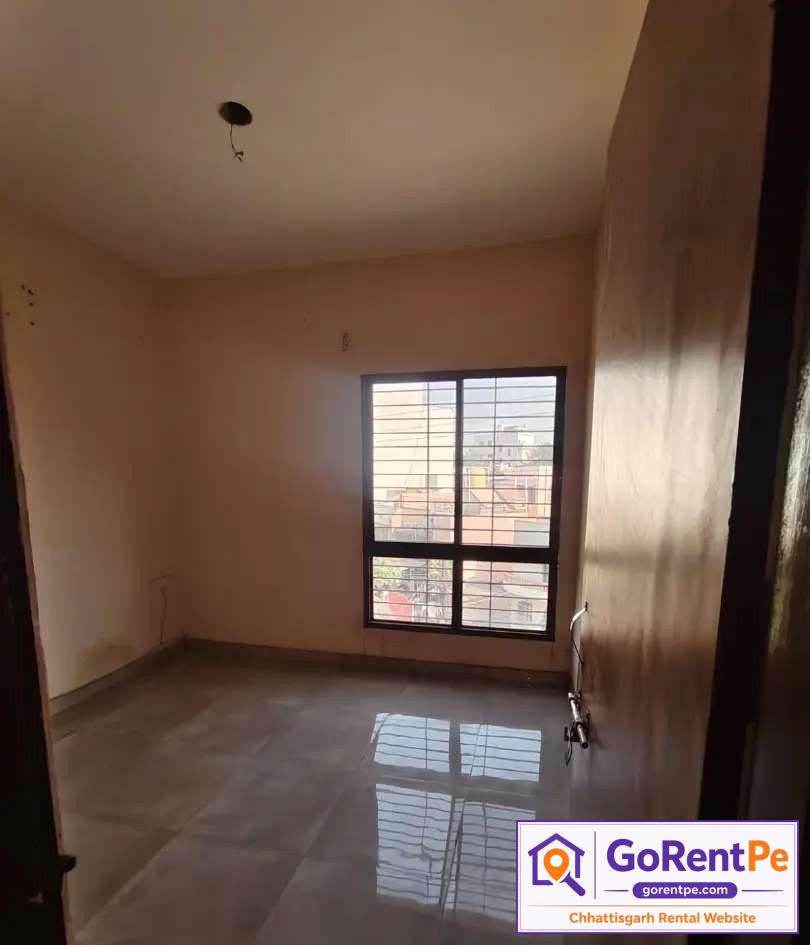 2BHK unfurnished flat for rent in Sagar Apartment with 1500 sq ft area bachelor friendly apartment