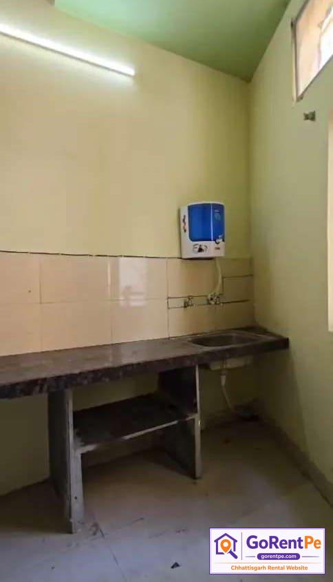 1 BHK furnished flat for rent near MMI Hospital Pachpedi Naka Raipur with parking bachelor friendly
