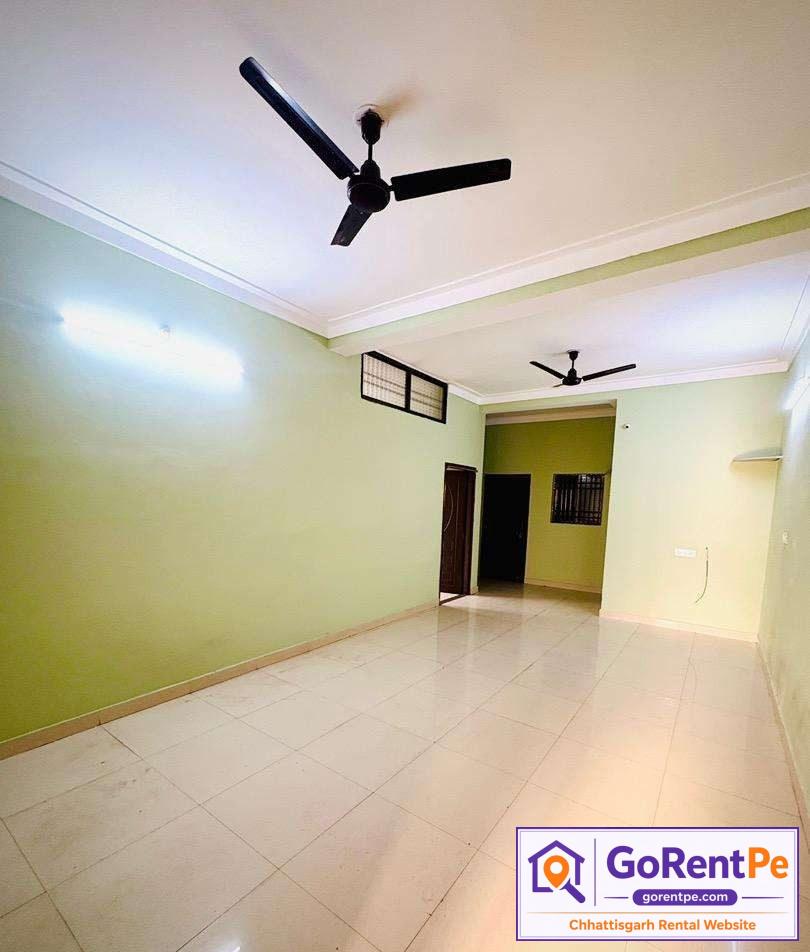 2 BHK family apartment for rent in Avanti Vihar Raipur with garden view balcony, spacious hall, 2 bedrooms, kitchen, safe and secure locality