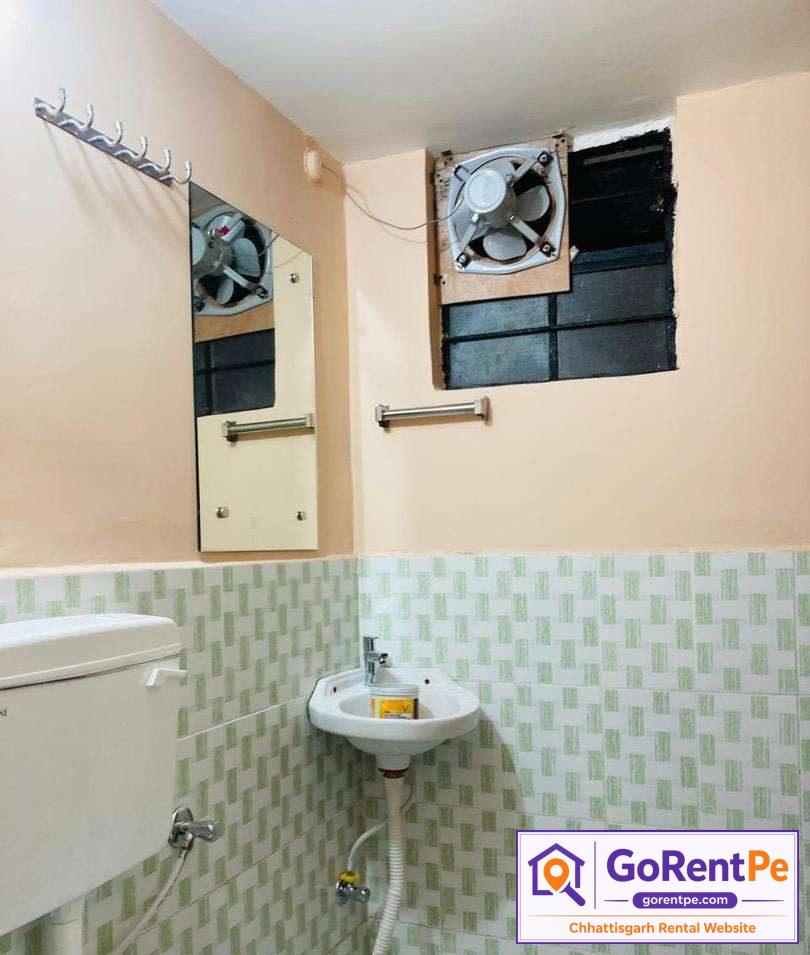 3 BHK semi-furnished flat for rent in Maa Kaushalya Apartment Kamal Vihar Raipur with parking and family-friendly environment