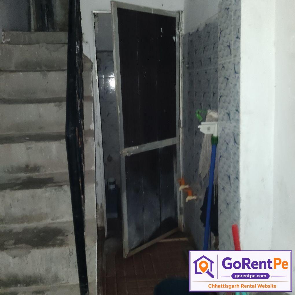1 room for rent in Telipara Bilaspur with kitchen bathroom and small porch near Hanuman Mandir Darbar Lodge Gali No 3