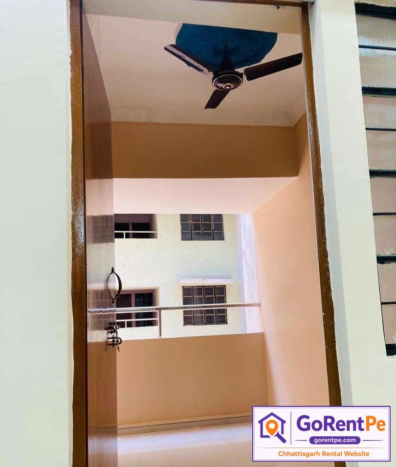3 BHK semi-furnished flat for rent in Maa Kaushalya Apartment Kamal Vihar Raipur with parking and family-friendly environment