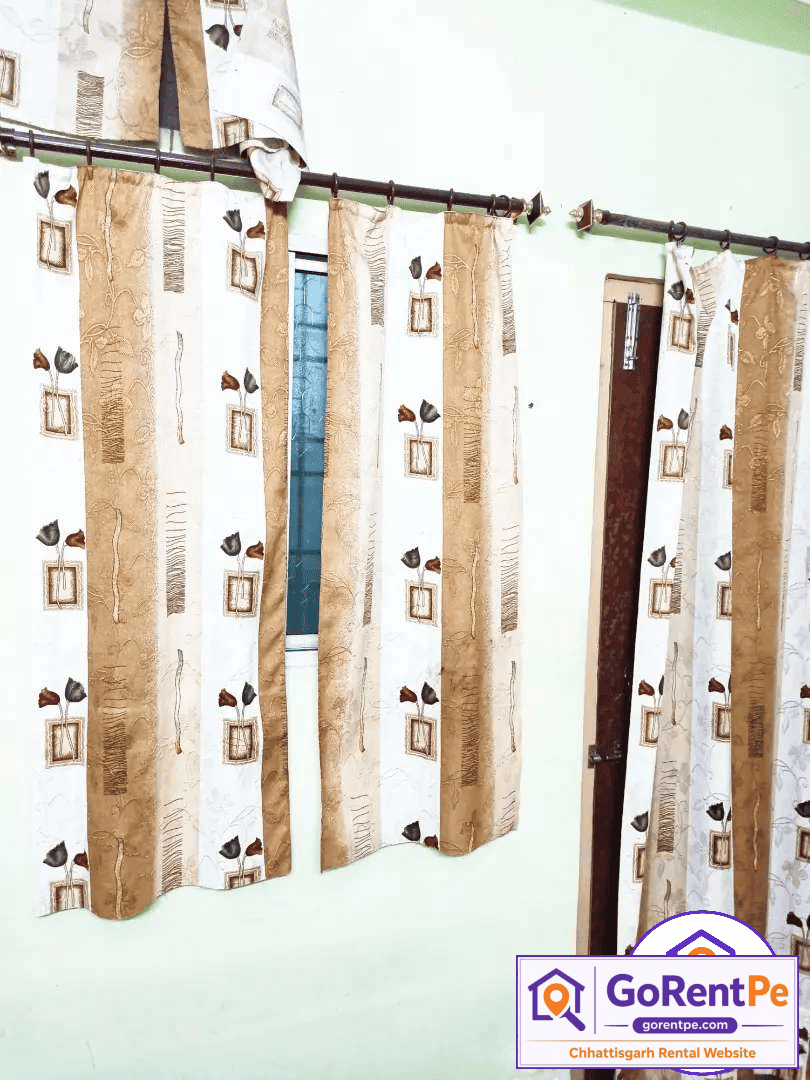 1 BHK boys room for rent in Sarkanda Bilaspur with attached bathroom near Central Library