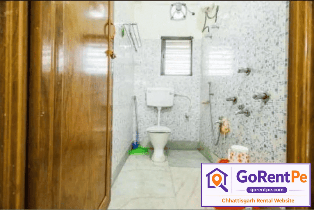 1 BHK boys room for rent in Sarkanda Bilaspur with attached bathroom near Central Library