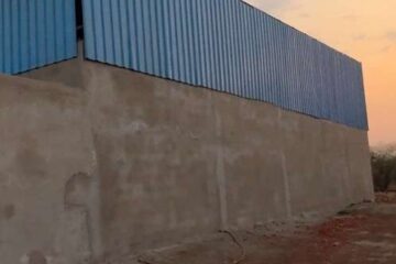 Newly constructed 3800 sq ft commercial godown for rent in Smriti Nagar Bhilai with office space, washroom, borewell water facility, parking, and large warehouse storage area for commercial use