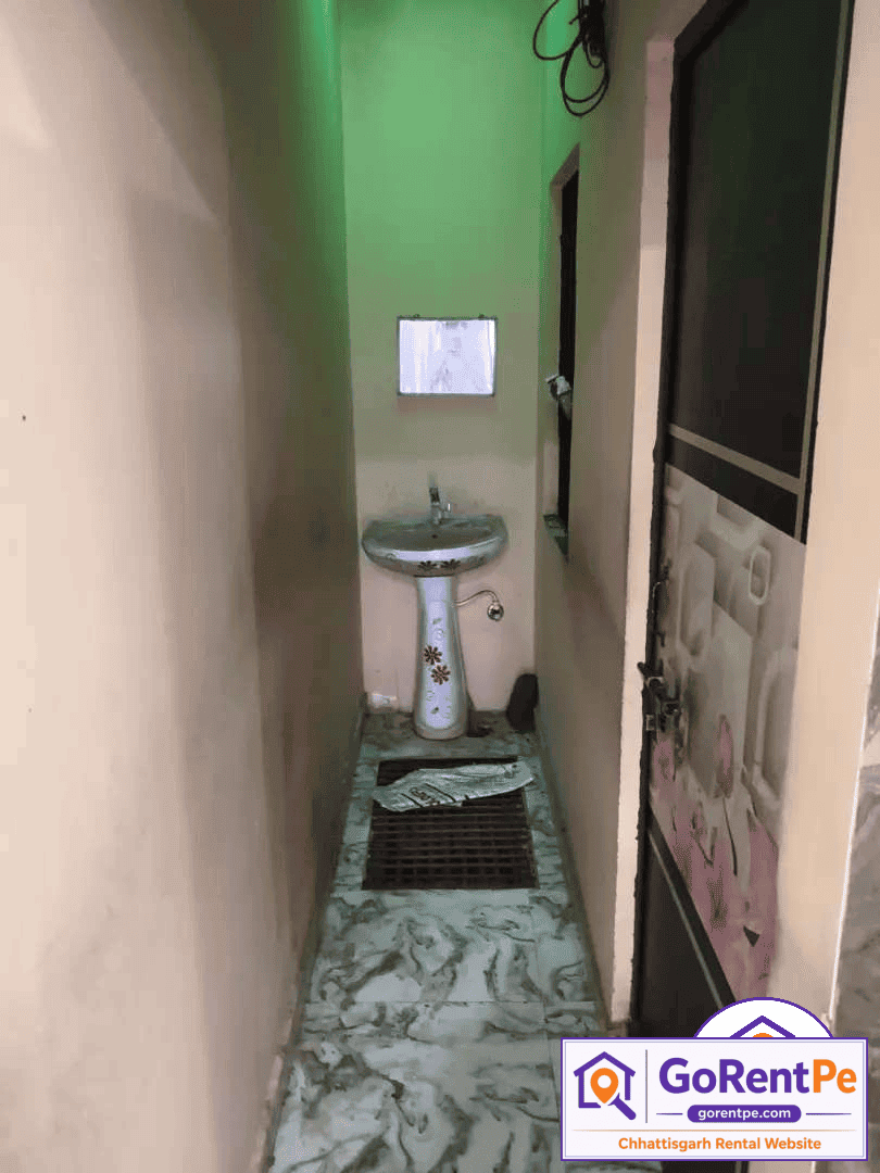 Semi-Furnished 2 BHK House for Rent in Rajkishore Nagar Bilaspur near Parsuram Chowk with Parking