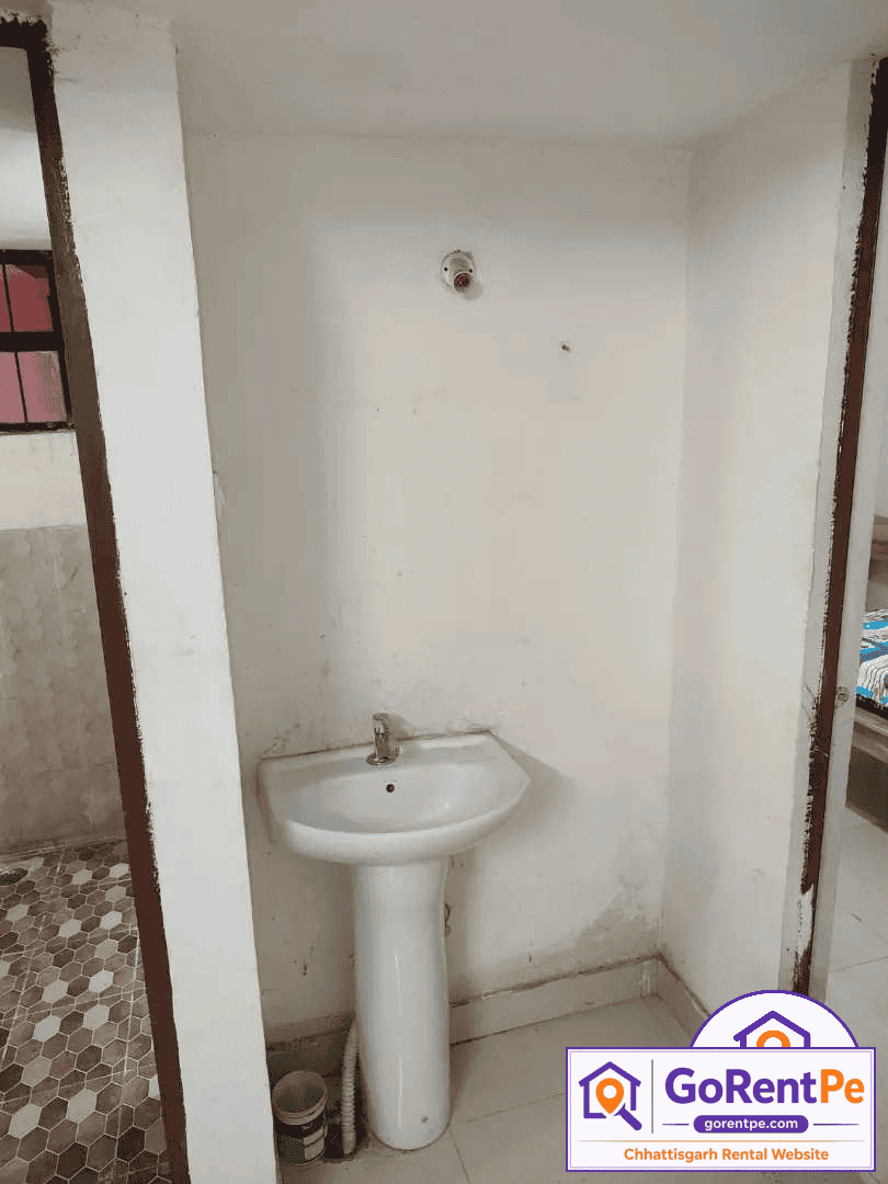 3 BHK Semi-Furnished Flat for Rent in Kamal Vihar Raipur Opposite Krishna Public School