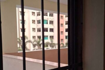 2 BHK flat for rent near Mahadev Ghat Raipur with lift, car parking, CCTV security and garden view