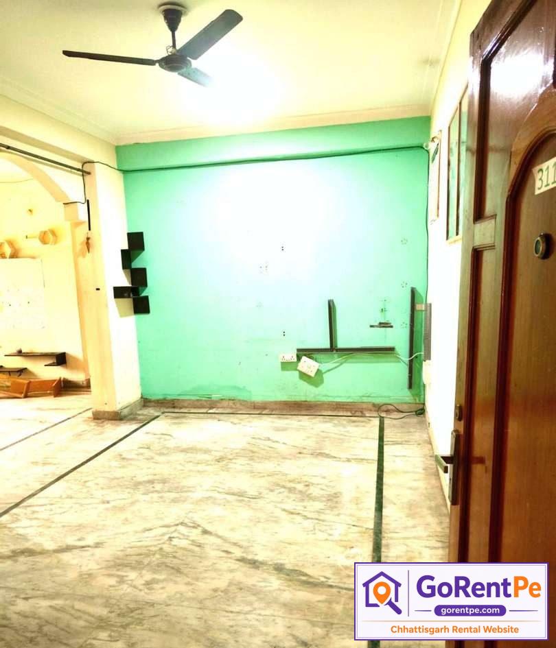 2 BHK Flat for Rent in Golden Park Society Raipur Near Ashoka Ratan with 3 Car Parking