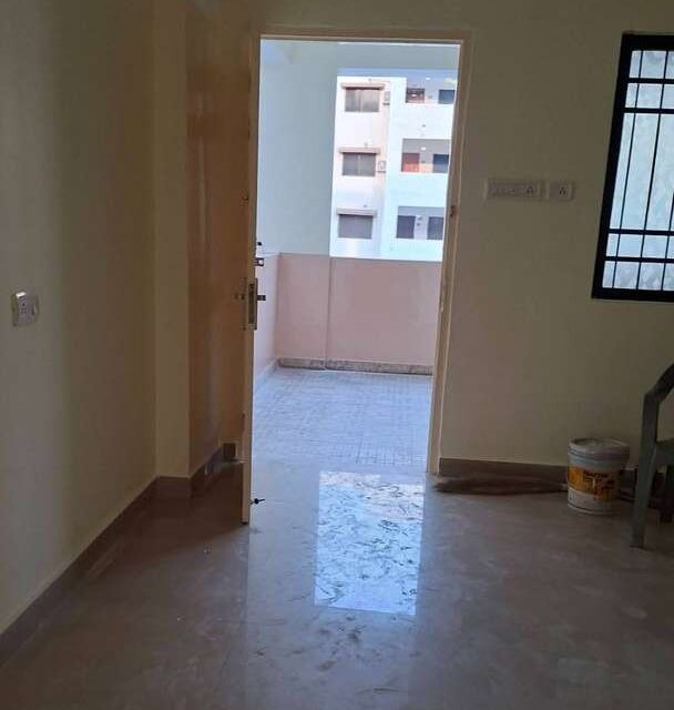 2 BHK flat for rent near Mahadev Ghat Raipur with lift, car parking, CCTV security and garden view