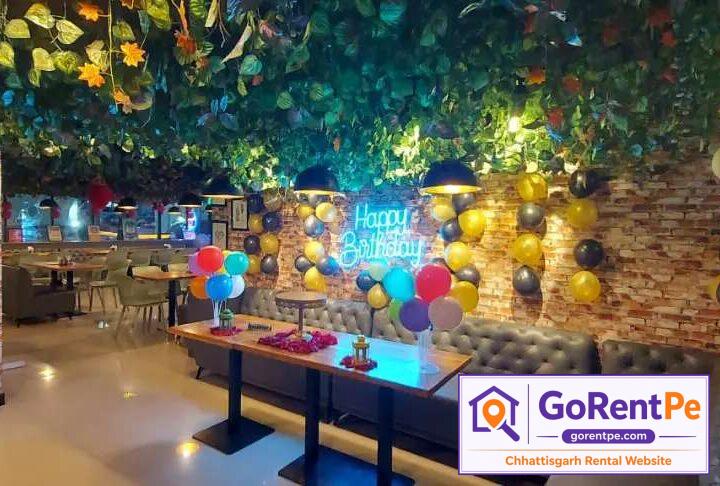 Running cafe for rent in Telibandha Raipur 1450 sq ft