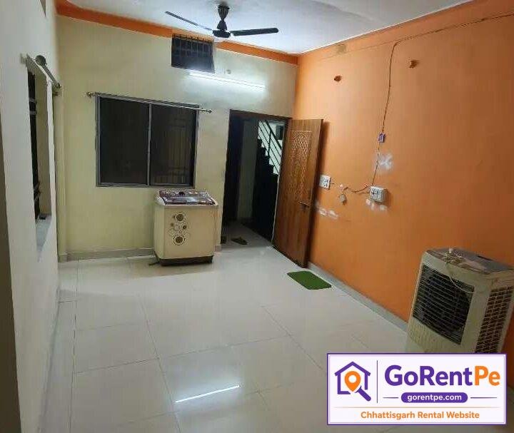 750 sq ft 2 BHK unfurnished house for rent for family and girls with west-facing 1st floor layout