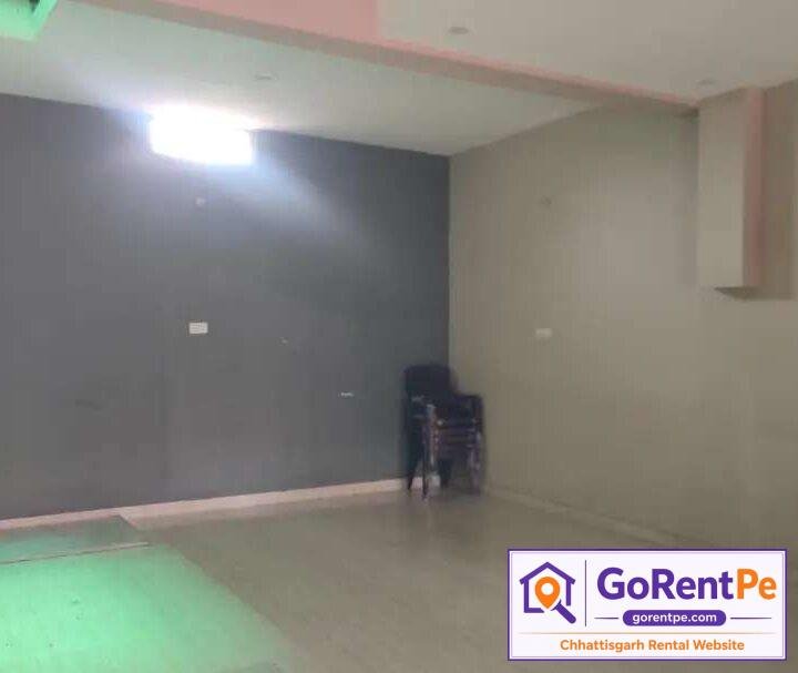 500 sq ft commercial hall for rent with separate toilet, 150 sq ft parking and newly painted ready-to-use premises